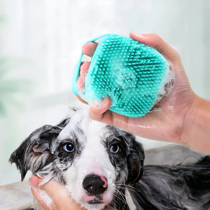 FurBreeze™ – Silicone Bath Brush for Pets